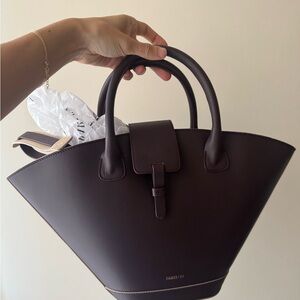 PARIS 64 LUMIÈRE BURDEOS